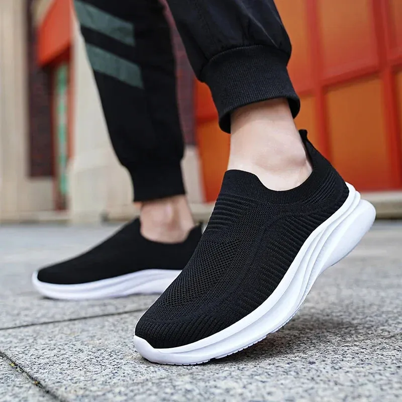 Hnzxzm New Men Sneakers Fashionable Casual Hiking Shoes Outdoor Comfortable Anti Slip High Quality Vulcanized Shoes Sneakers Men