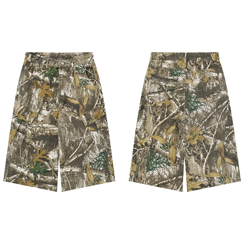 Leaf Print | Big Pocket Camouflage Shorts