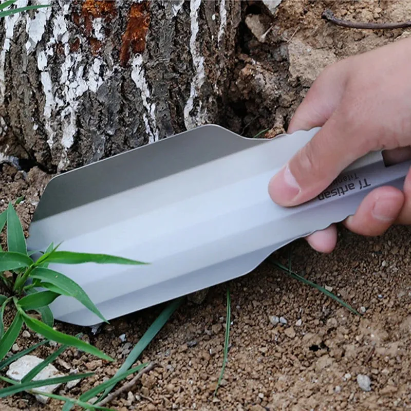 Titanium Lightweight Trowel